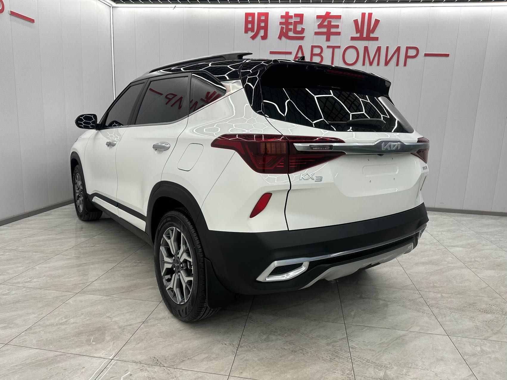 Kia KX3 2021 — фото 3