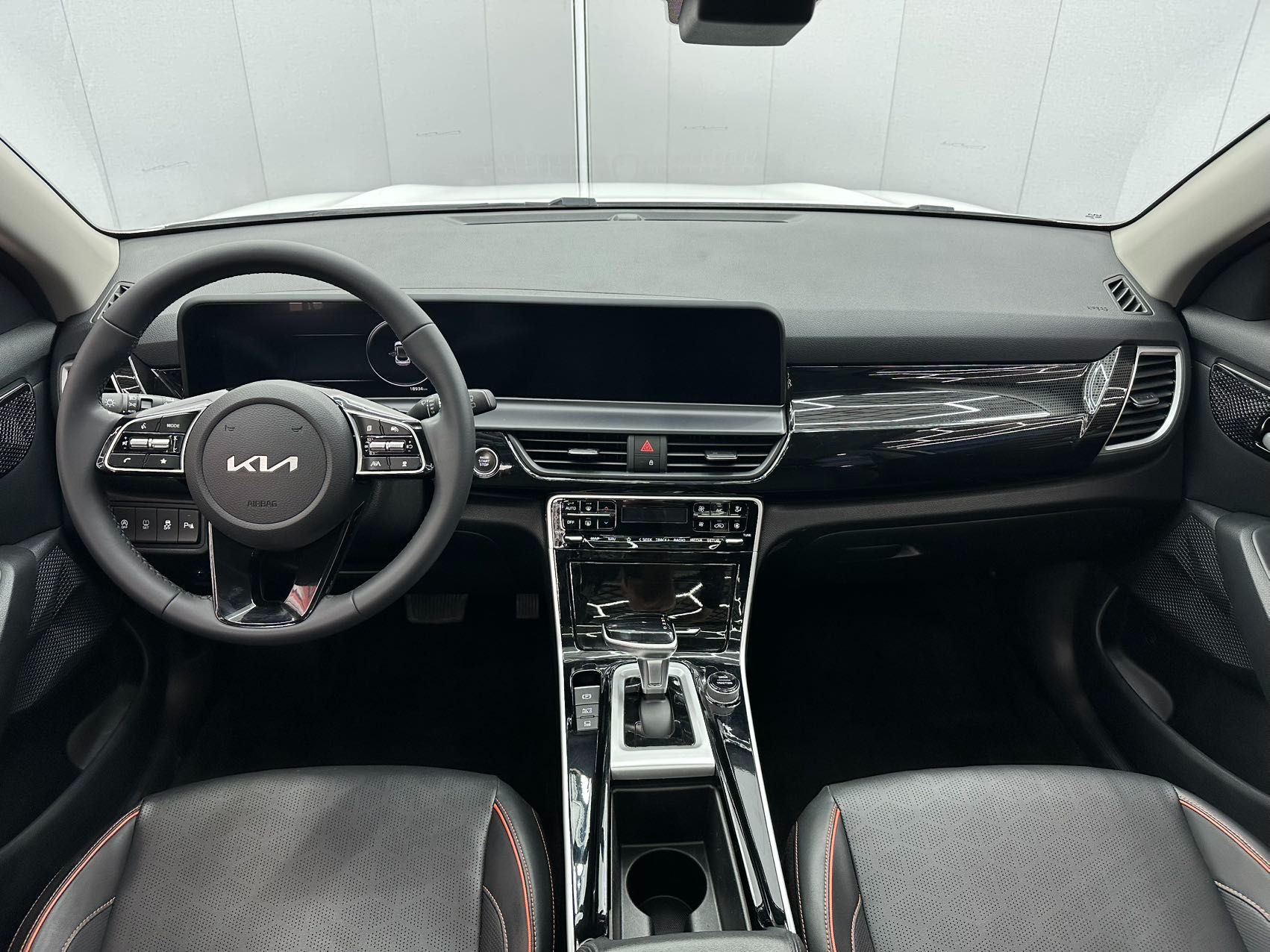 Kia Seltos 2023 — миниатюра 6