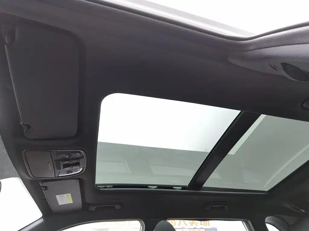 Kia Sportage 2022 — миниатюра 14