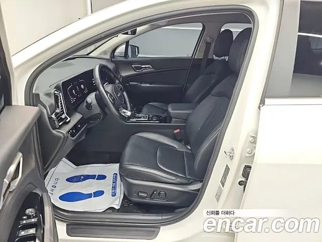 Kia Sportage 2023 — миниатюра 10