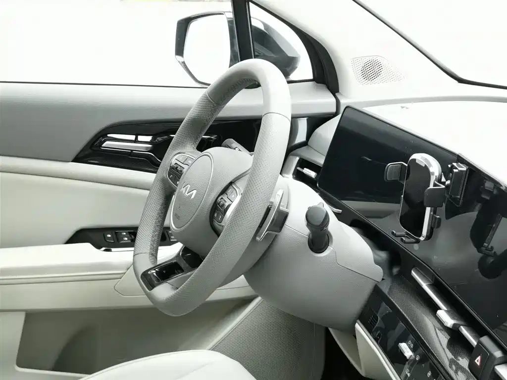 Kia Sportage 2025 — миниатюра 22