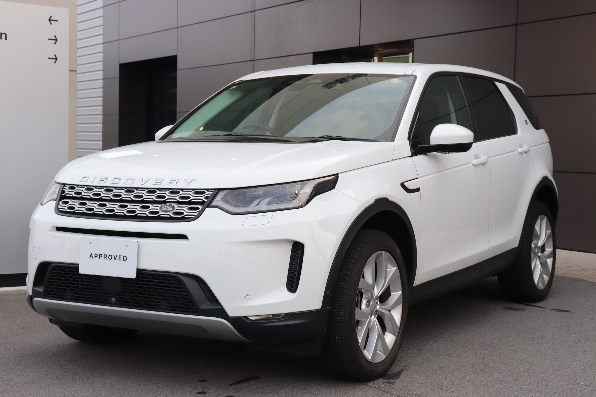Land Rover Discovery 2022 — фото 3