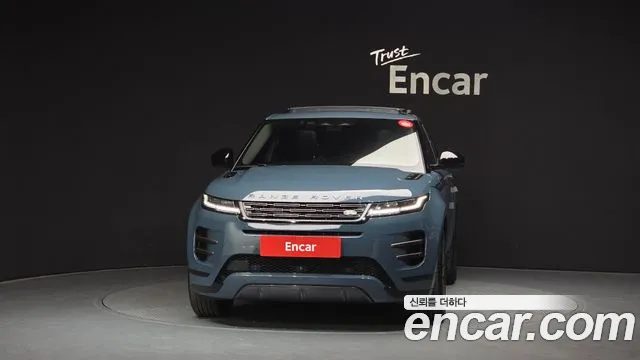 Land Rover Range Rover Evoque 2024 — фото 3