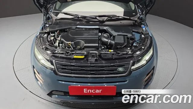 Land Rover Range Rover Evoque 2024 — миниатюра 6