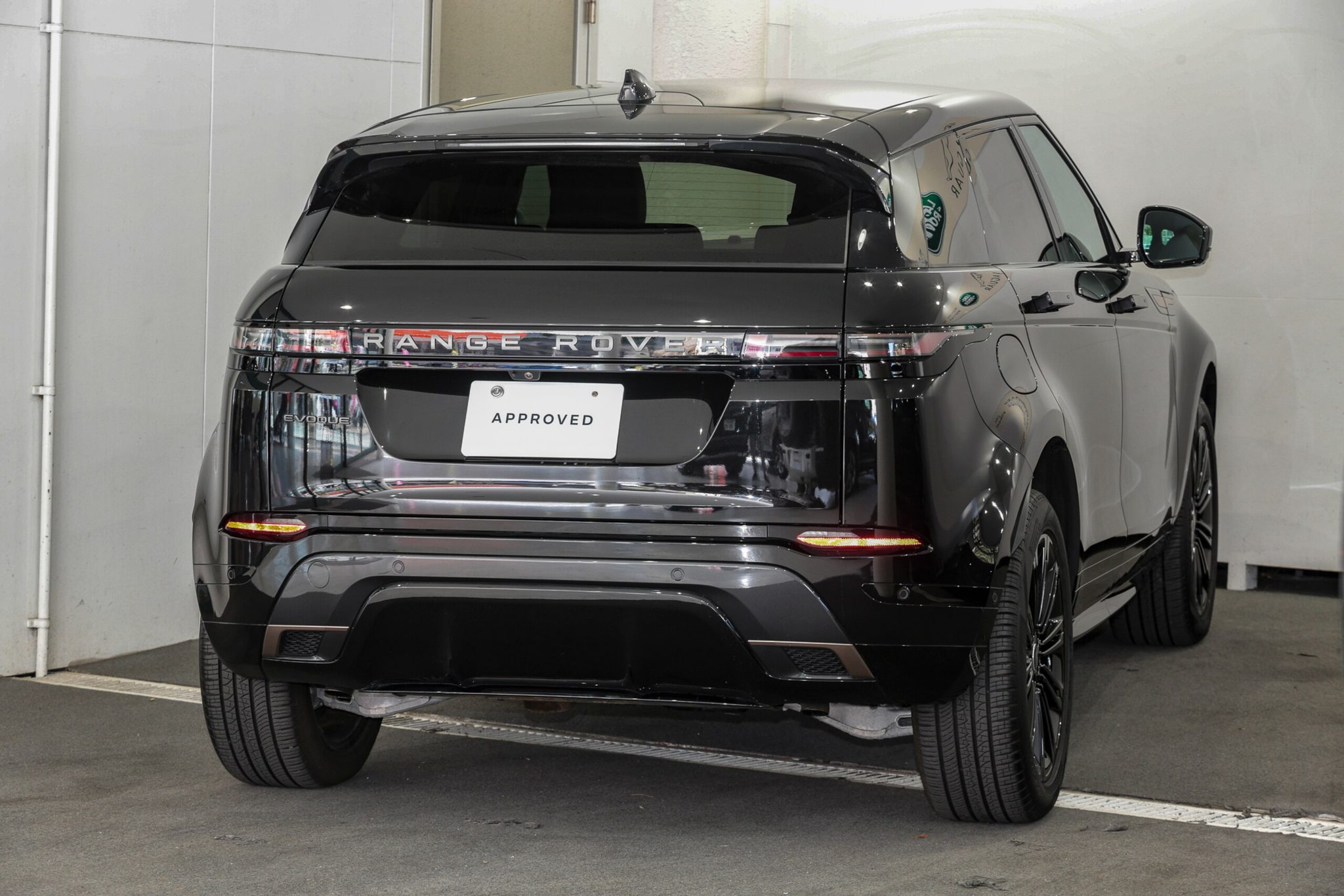 Land Rover Range Rover Evoque 2025 — фото 5