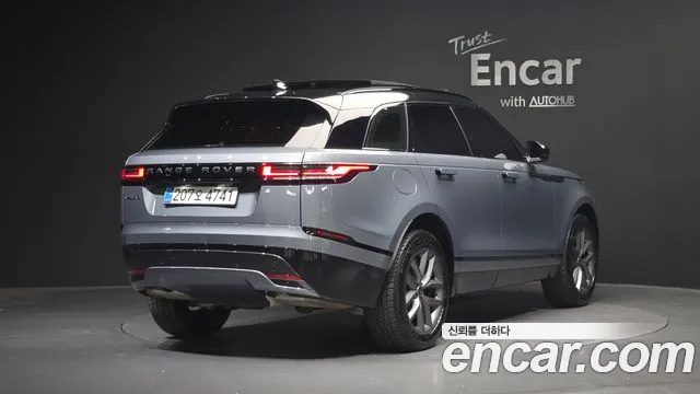 Land Rover Range Rover Velar 2026 — фото 2