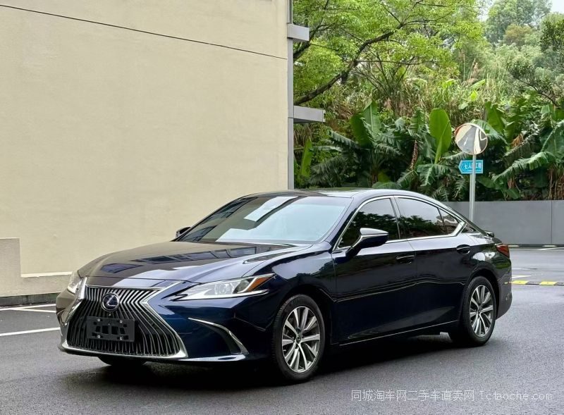 Lexus ES 2021 — фото 1