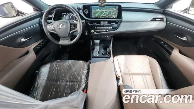 Lexus ES 2023 — миниатюра 7