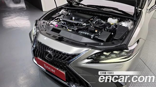 Lexus ES 2025 — миниатюра 6