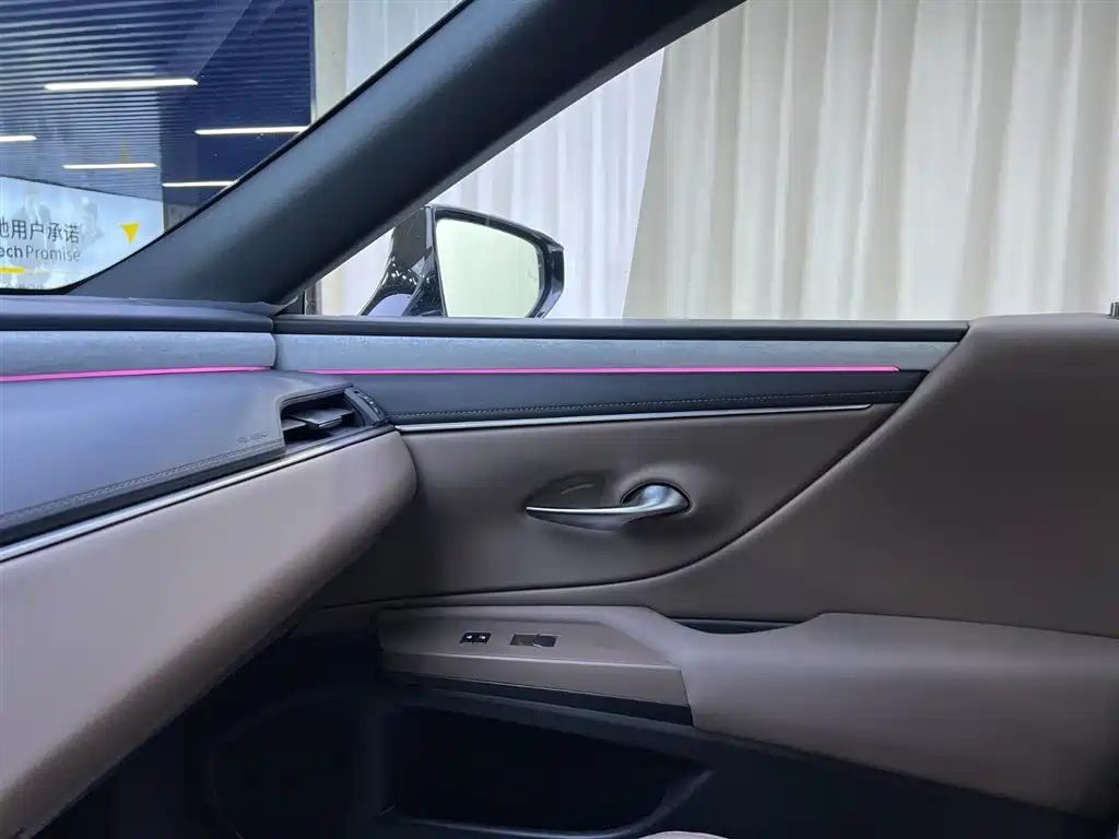 Lexus ES 2026 — миниатюра 17