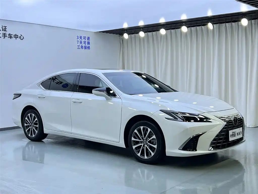 Lexus ES 2026 — фото 2