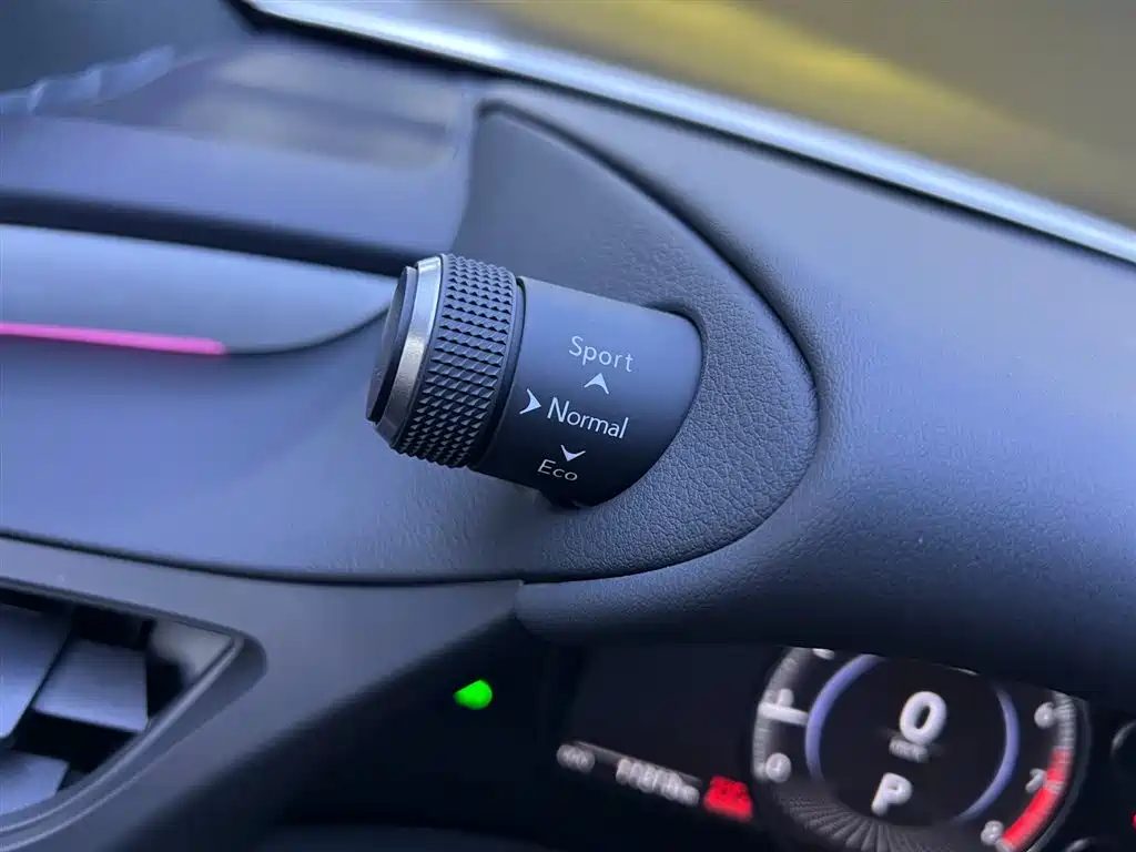 Lexus ES 2026 — миниатюра 21