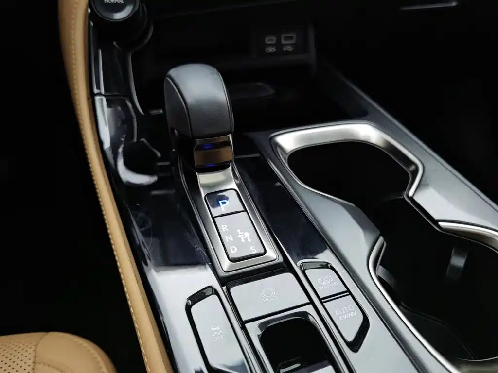 Lexus NX 2022 — миниатюра 13