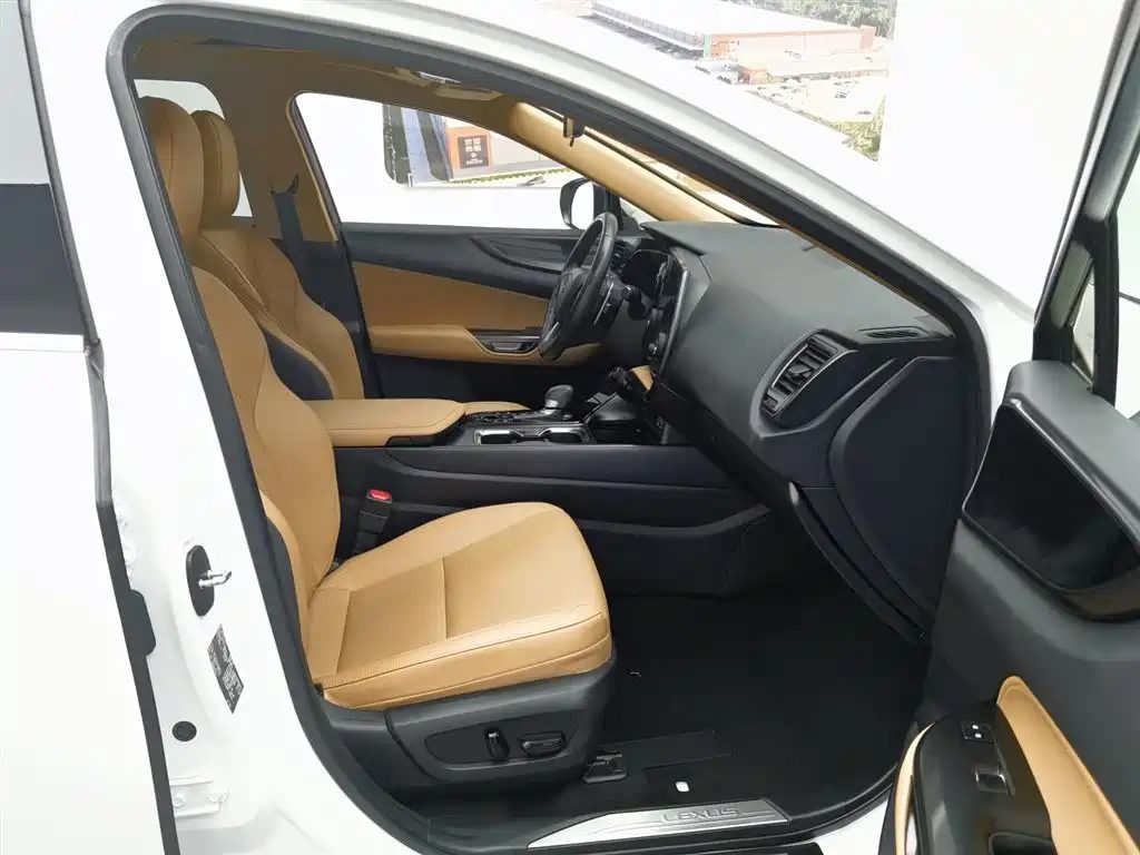 Lexus NX 2022 — миниатюра 23