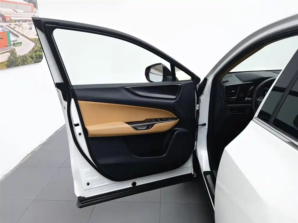 Lexus NX 2022 — миниатюра 8
