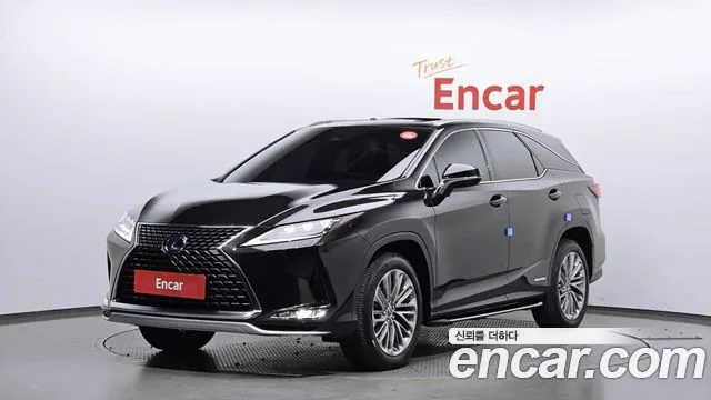 Lexus RX 2021