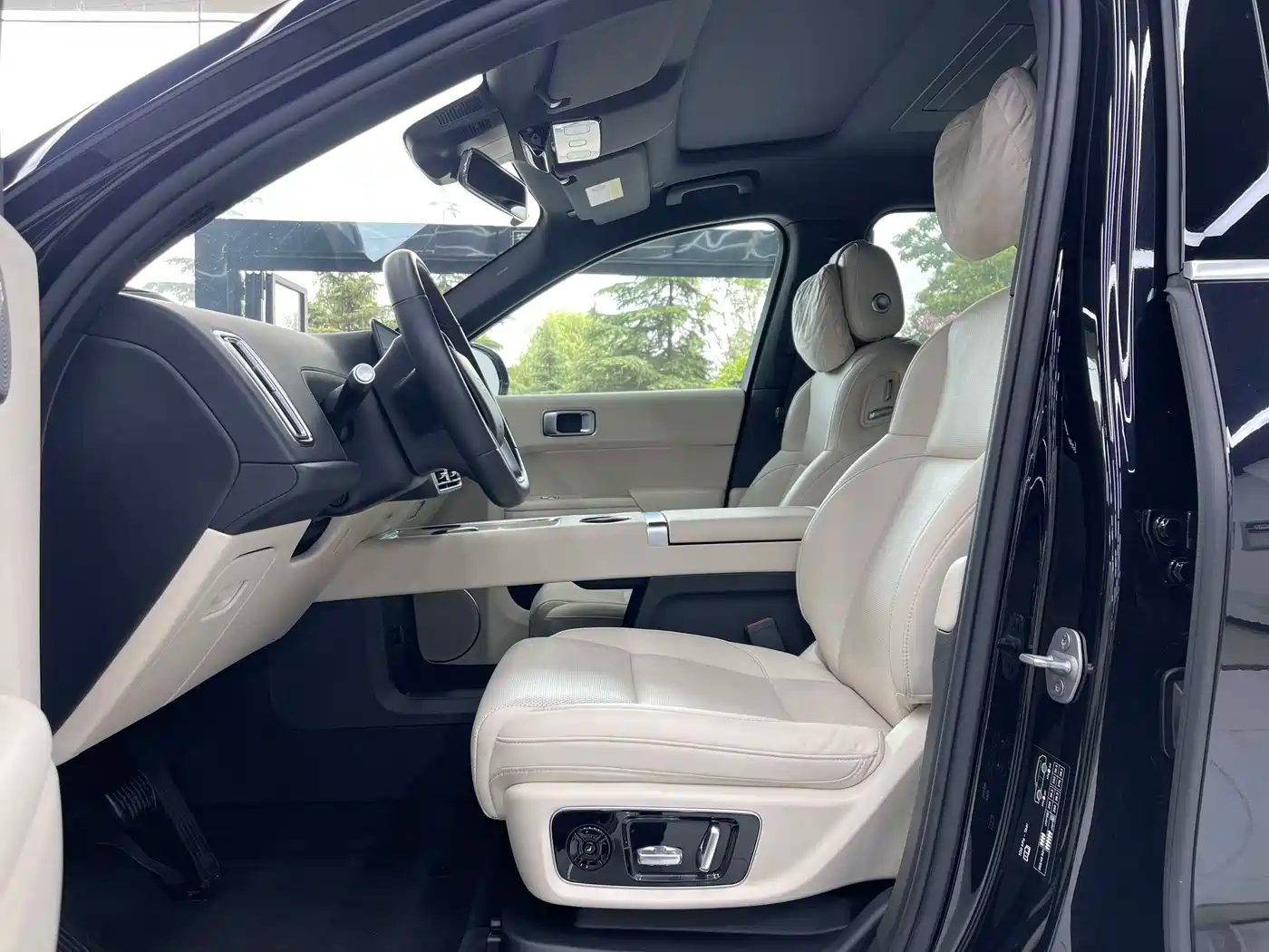 Li Auto L9 2023 — миниатюра 18