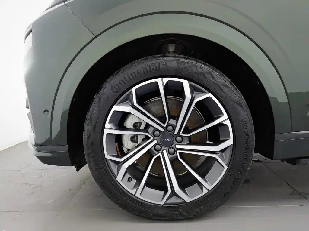 Lynk & Co 09 2024 — миниатюра 17