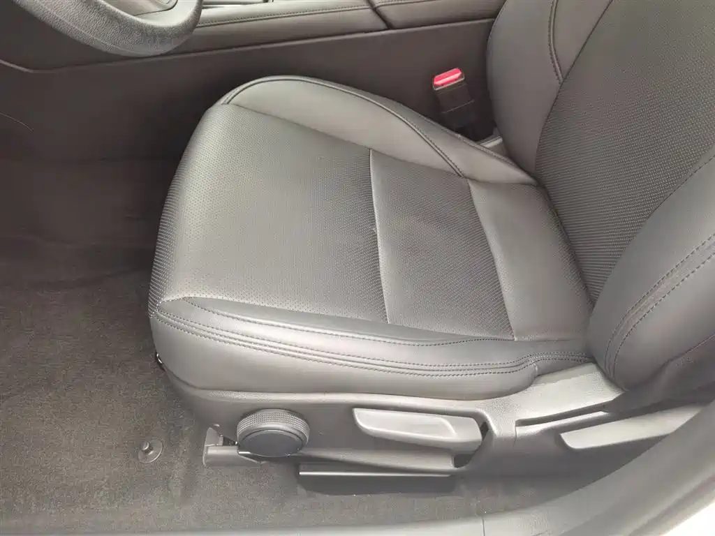 Mazda Mazda3 2023 — миниатюра 19