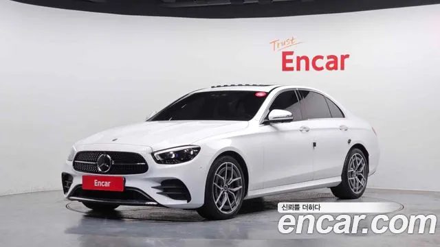 Mercedes-Benz E-Class 2022