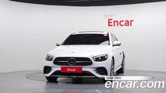 Mercedes-Benz E-Class 2022 — фото 3
