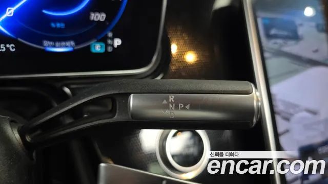 Mercedes-Benz EQS 2022 — миниатюра 9