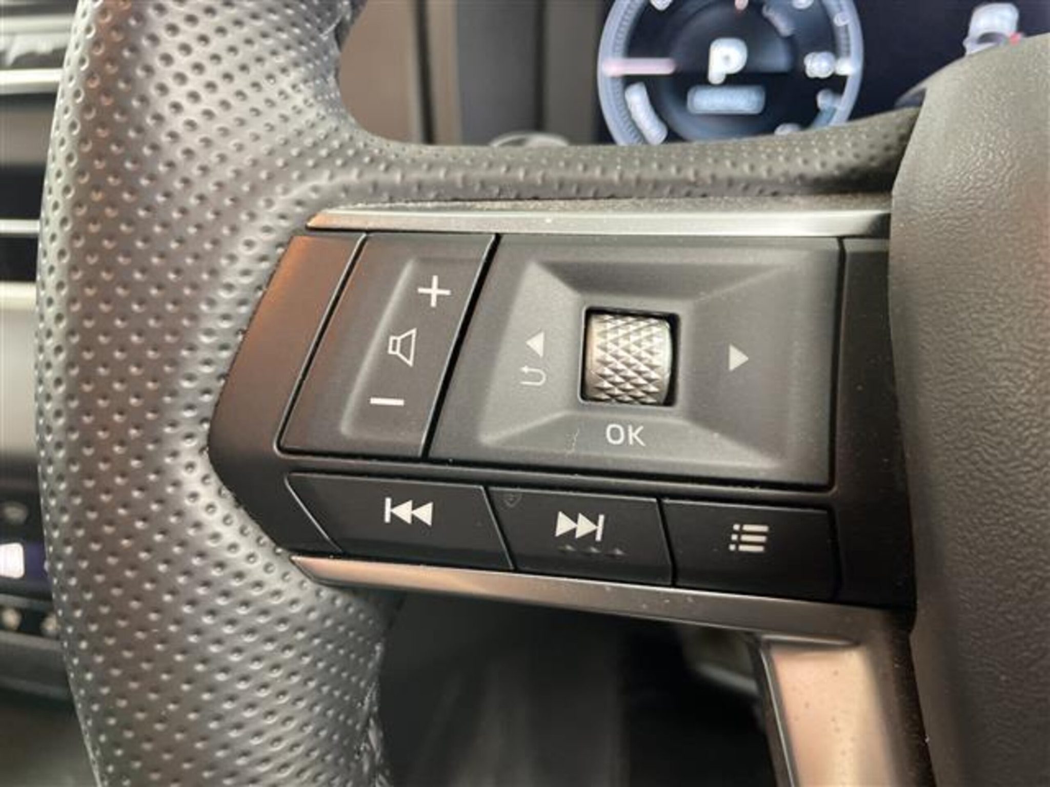 Mitsubishi Outlander 2022 — миниатюра 7