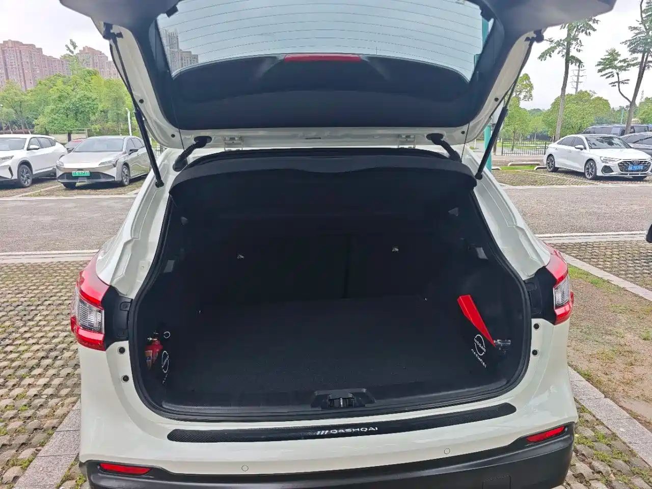 Nissan Qashqai 2022 — миниатюра 21