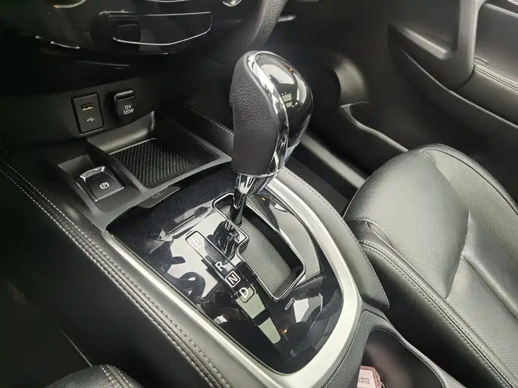 Nissan X-Trail 2021 — миниатюра 13