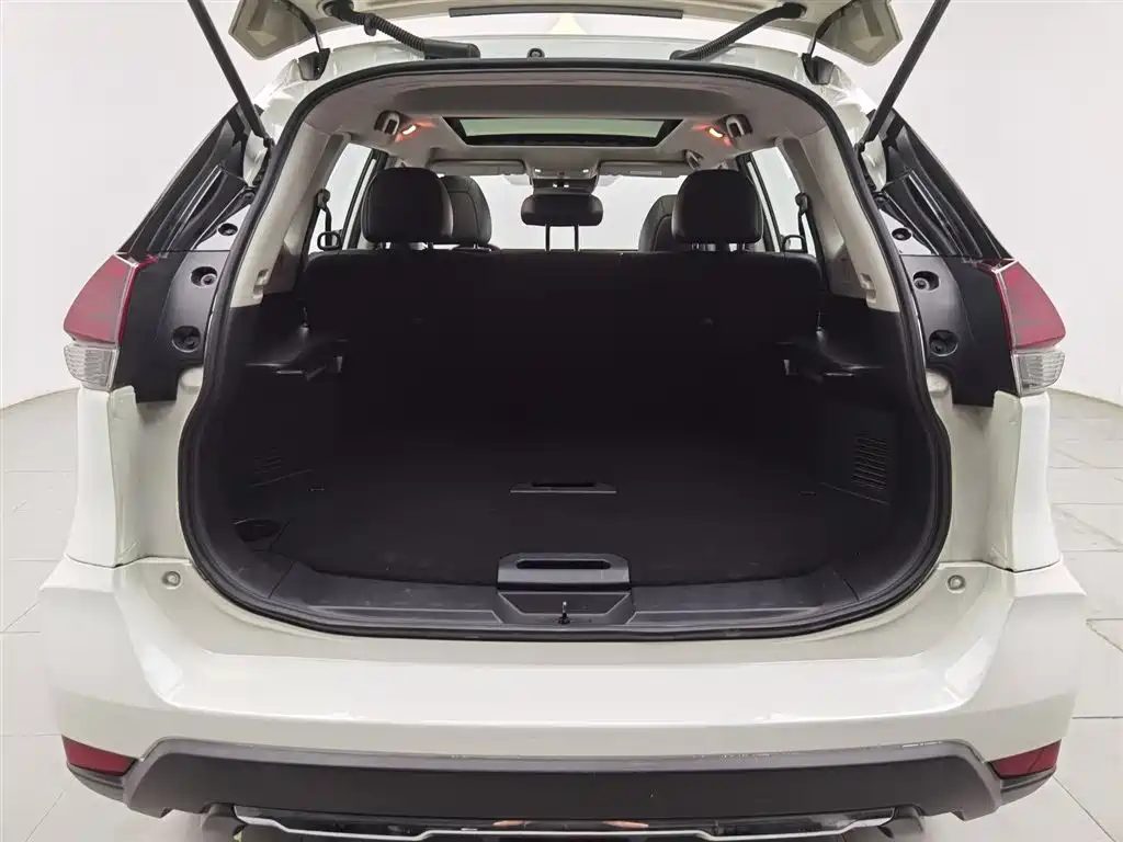Nissan X-Trail 2021 — миниатюра 16