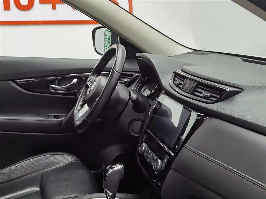 Nissan X-Trail 2021 — миниатюра 22