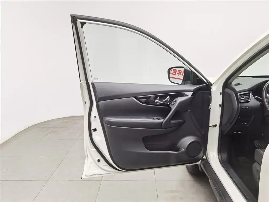 Nissan X-Trail 2021 — миниатюра 8