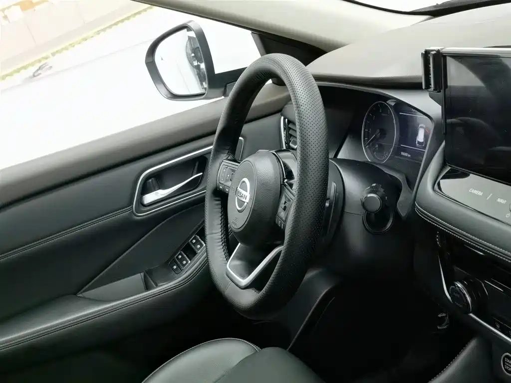 Nissan X-Trail 2021 — миниатюра 21