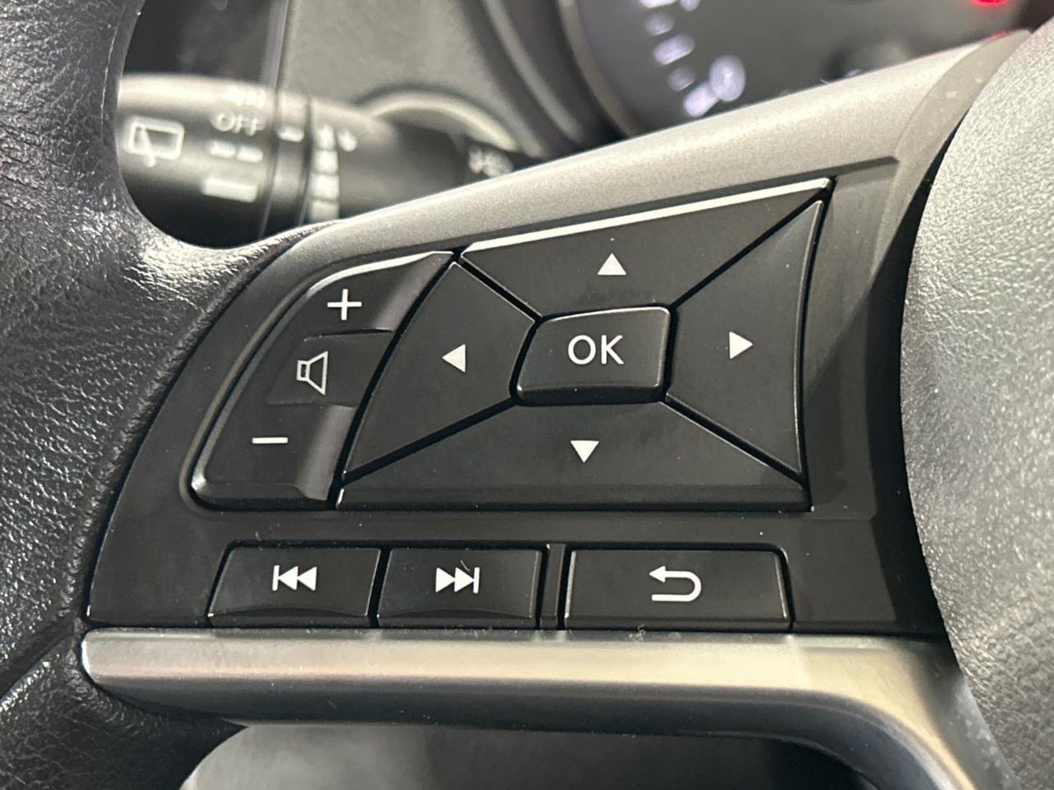 Nissan X-Trail 2022 — миниатюра 9