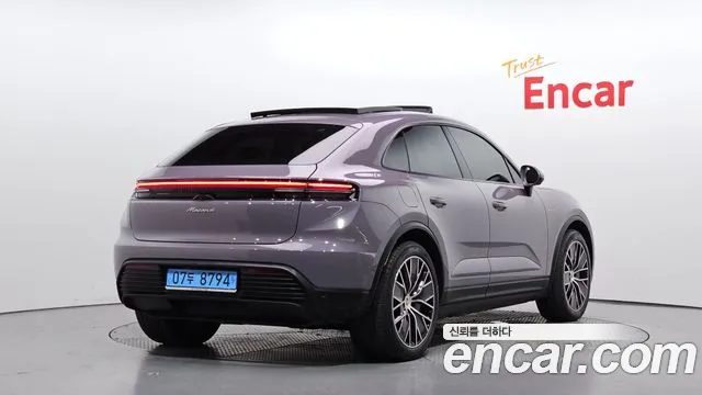 Porsche Macan 2025 — фото 2