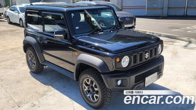 Suzuki Jimny 2023 — фото 1