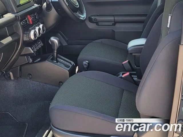 Suzuki Jimny 2023 — миниатюра 10