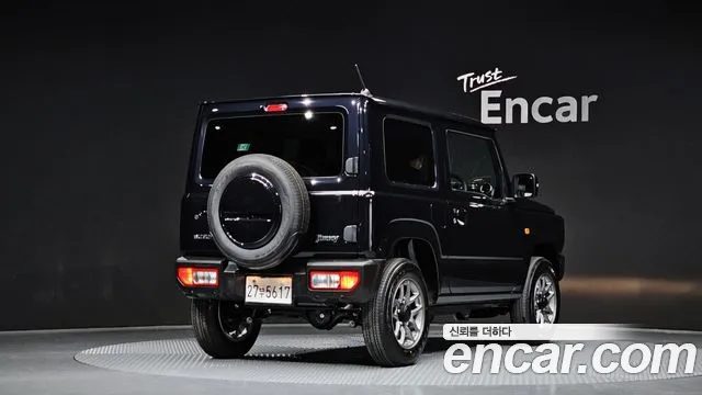 Suzuki Jimny 2025 — фото 2