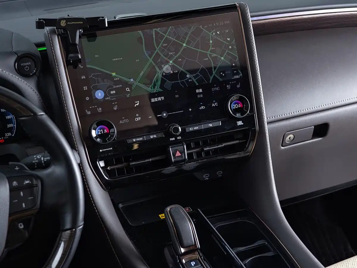 Toyota Alphard 2024 — миниатюра 14