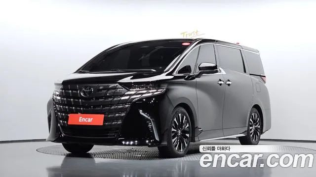 Toyota Alphard 2024 — фото 1