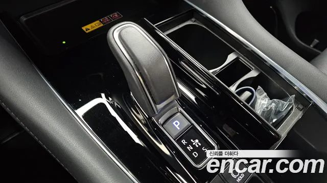 Toyota Alphard 2024 — миниатюра 9