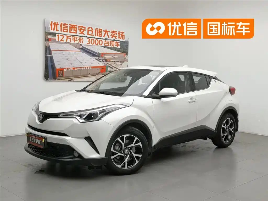 Toyota C-HR 2021 — фото 1
