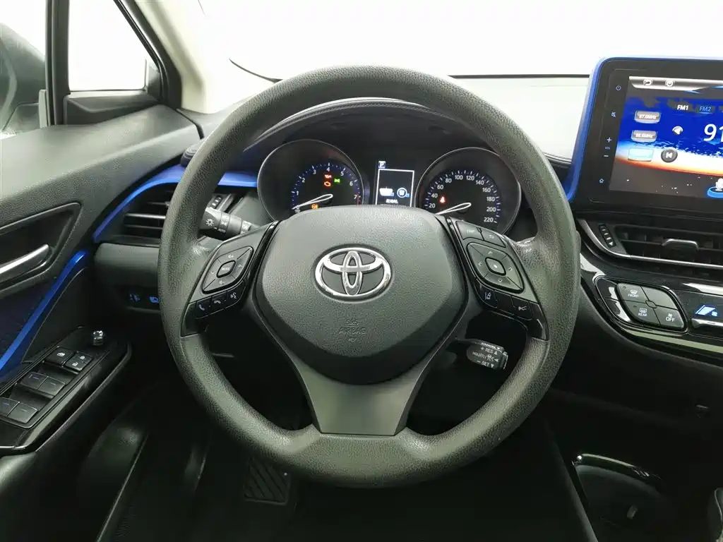 Toyota C-HR 2021 — миниатюра 11