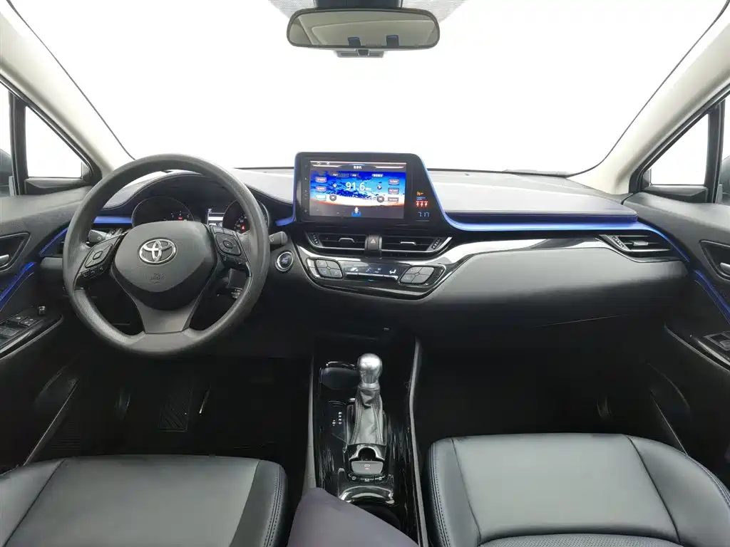 Toyota C-HR 2021 — фото 5