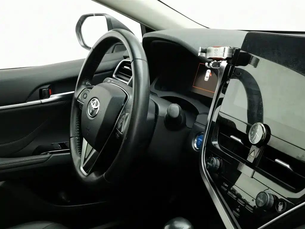 Toyota Camry 2021 — миниатюра 21