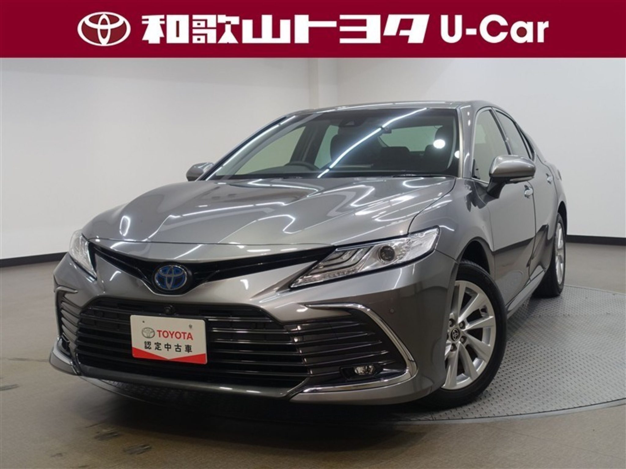 Toyota Camry 2022 — фото 1