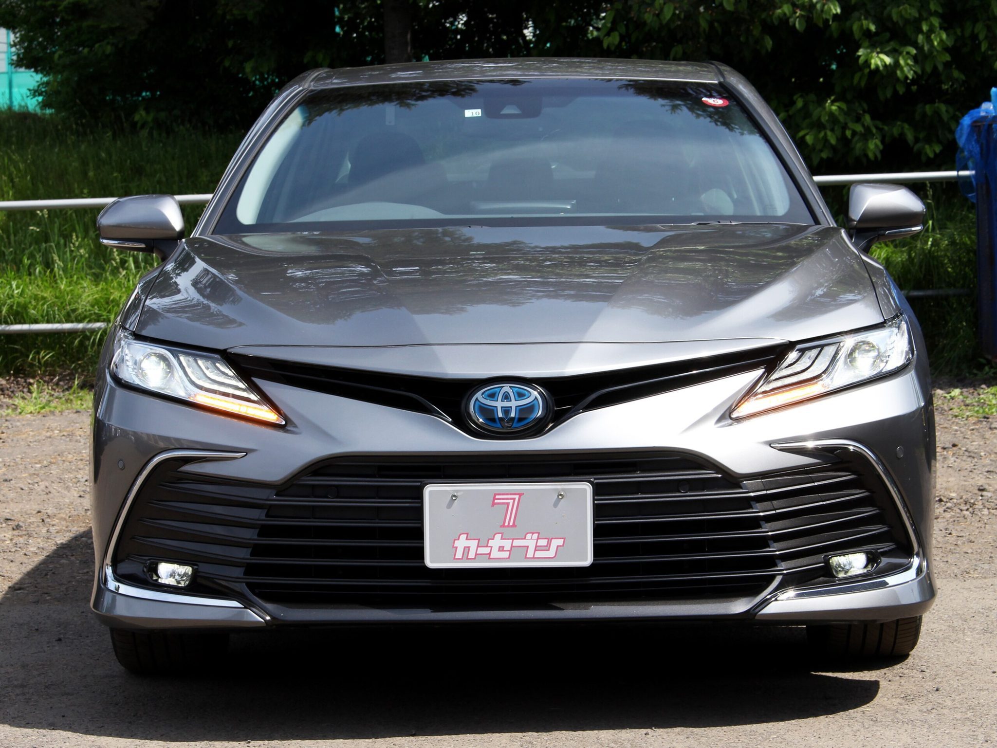 Toyota Camry 2022 — фото 5