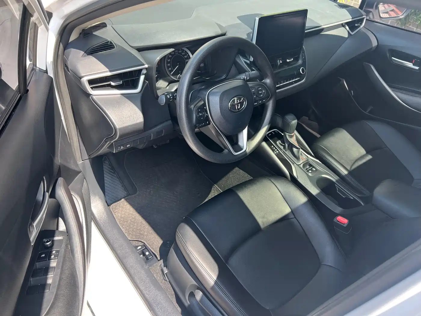 Toyota Corolla 2021 — миниатюра 11