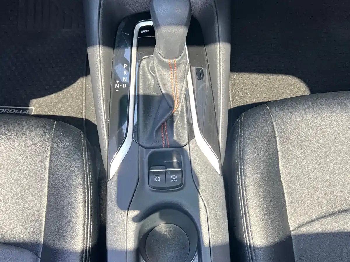 Toyota Corolla 2021 — миниатюра 19