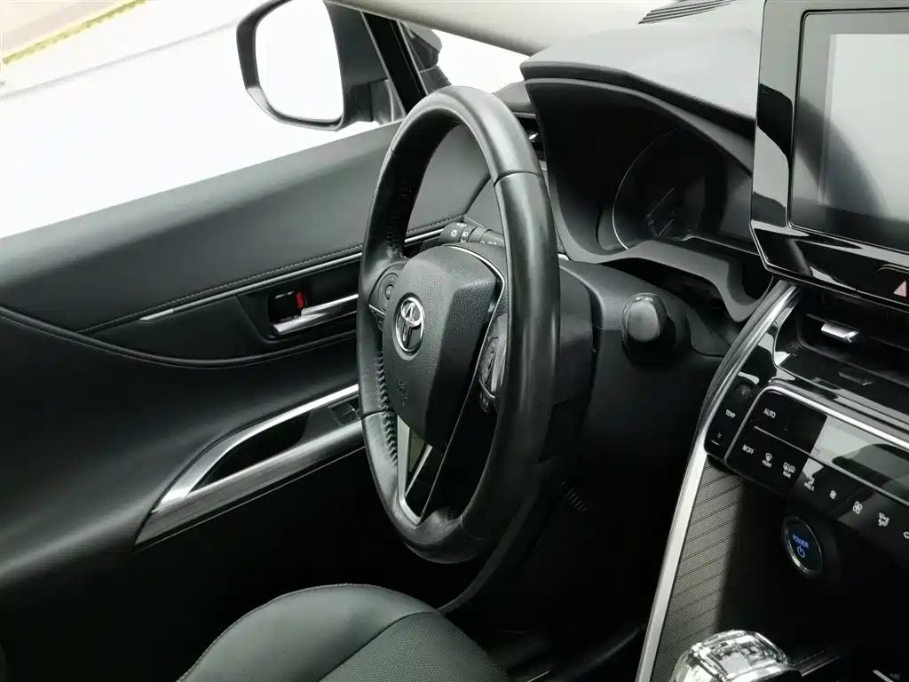 Toyota Harrier 2023 — миниатюра 21